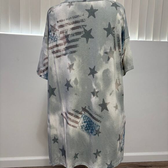 New! HOPELY Green Tie Dye Flag Print Women’s T-shirt Medium - Picture 5 of 7